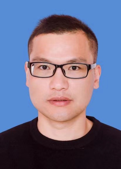 刘平
